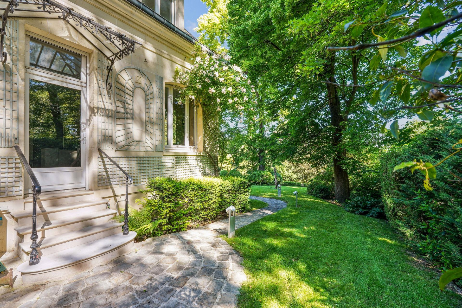 maison de luxe 12 Pièces en vente sur RUEIL MALMAISON (92500)