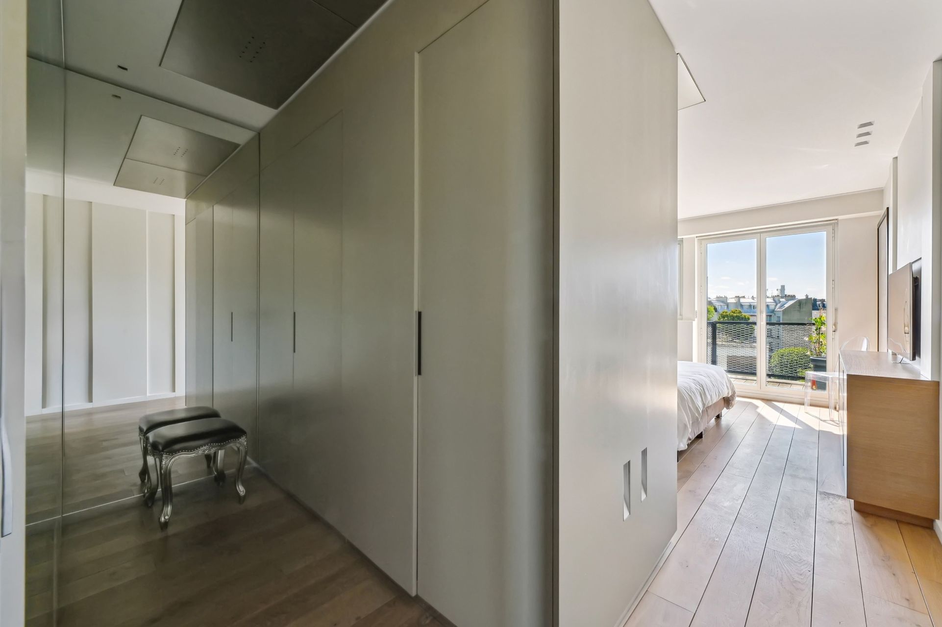 luxury apartment 3 Rooms for sale on PARIS (75016)