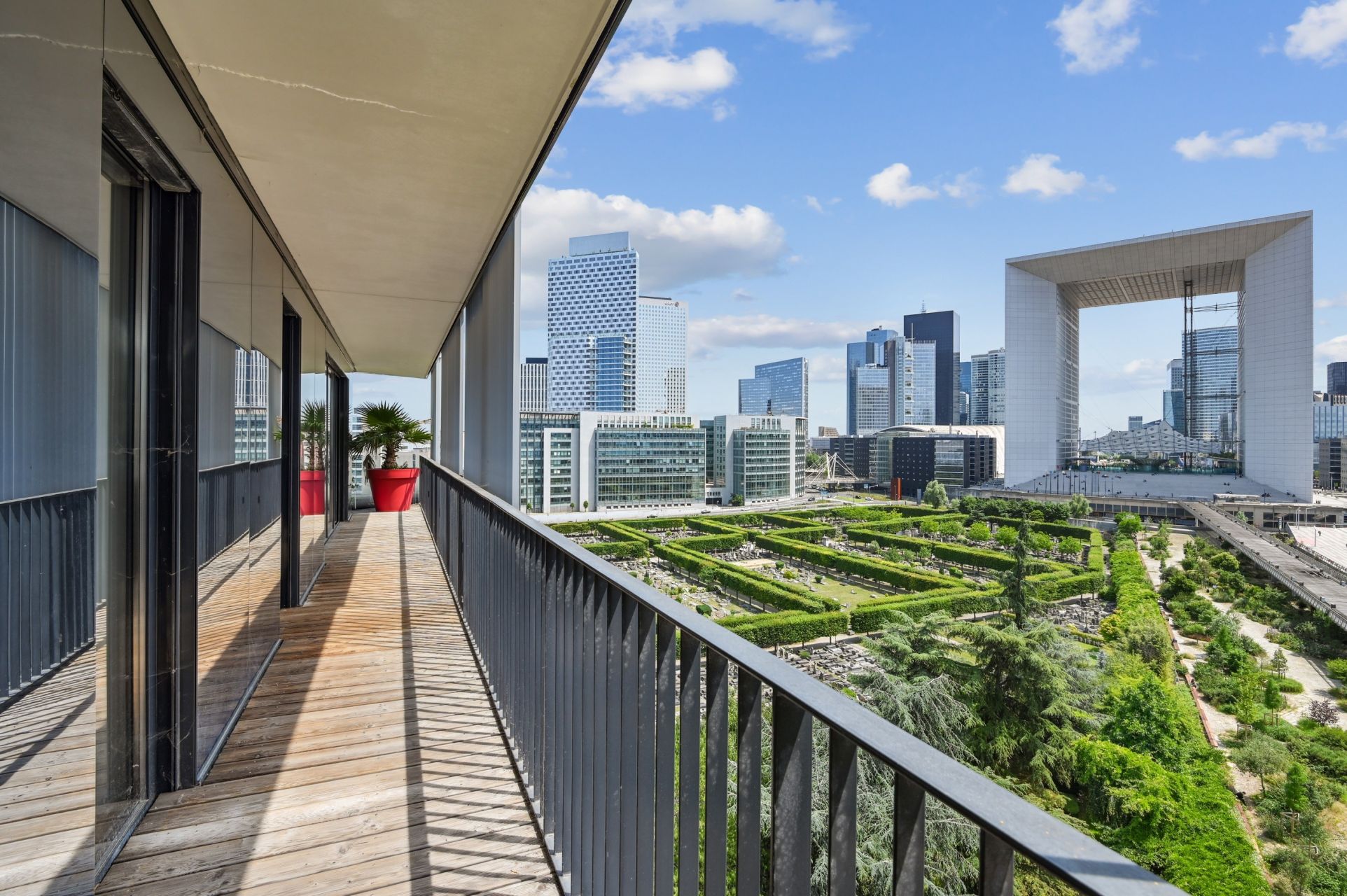 luxury apartment 4 Rooms for sale on NANTERRE (92000)