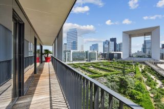 luxury apartment 4 Rooms for sale on NANTERRE (92000)