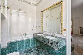 luxury apartment 7 Rooms for sale on PARIS (75016)