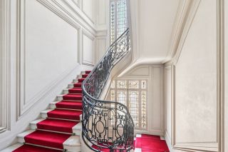 luxury apartment 7 Rooms for sale on PARIS (75016)