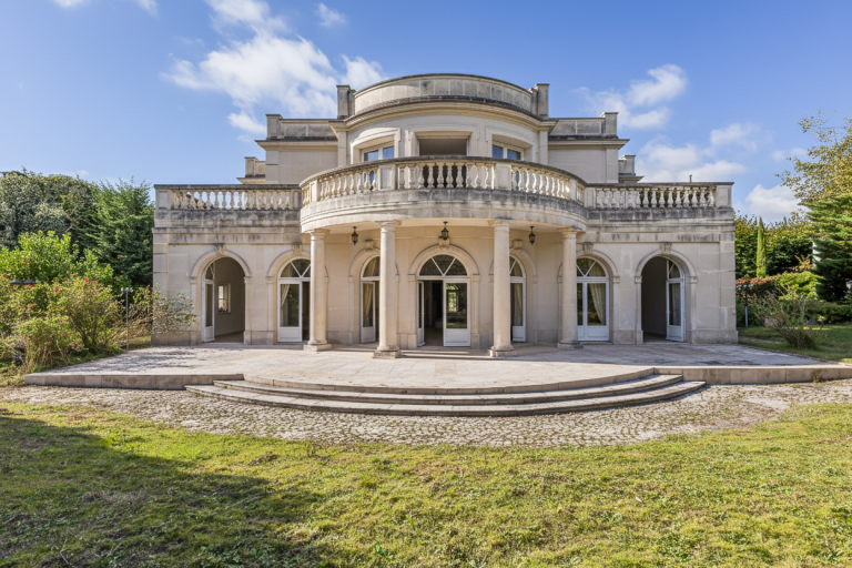 villa de luxe 11 Pièces en vente sur ST MAUR DES FOSSES (94210)