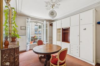 luxury apartment 5 Rooms for sale on PARIS (75016)