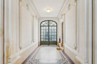 luxury apartment 5 Rooms for sale on PARIS (75016)