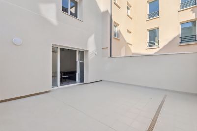 Sale Luxury apartment Puteaux 2 Rooms 42 m²