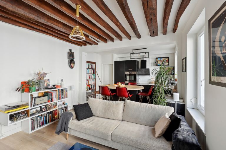 luxury apartment 3 Rooms for sale on PARIS (75011)