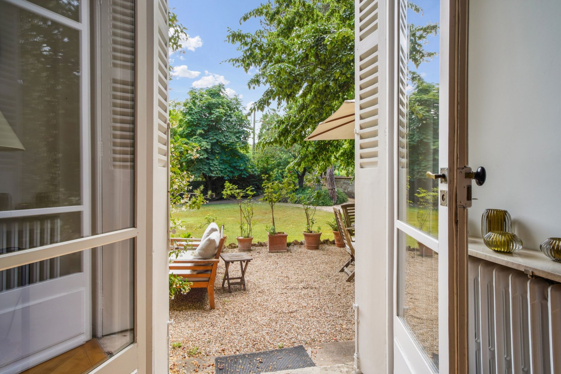 luxury house 8 Rooms for sale on LE VESINET (78110)