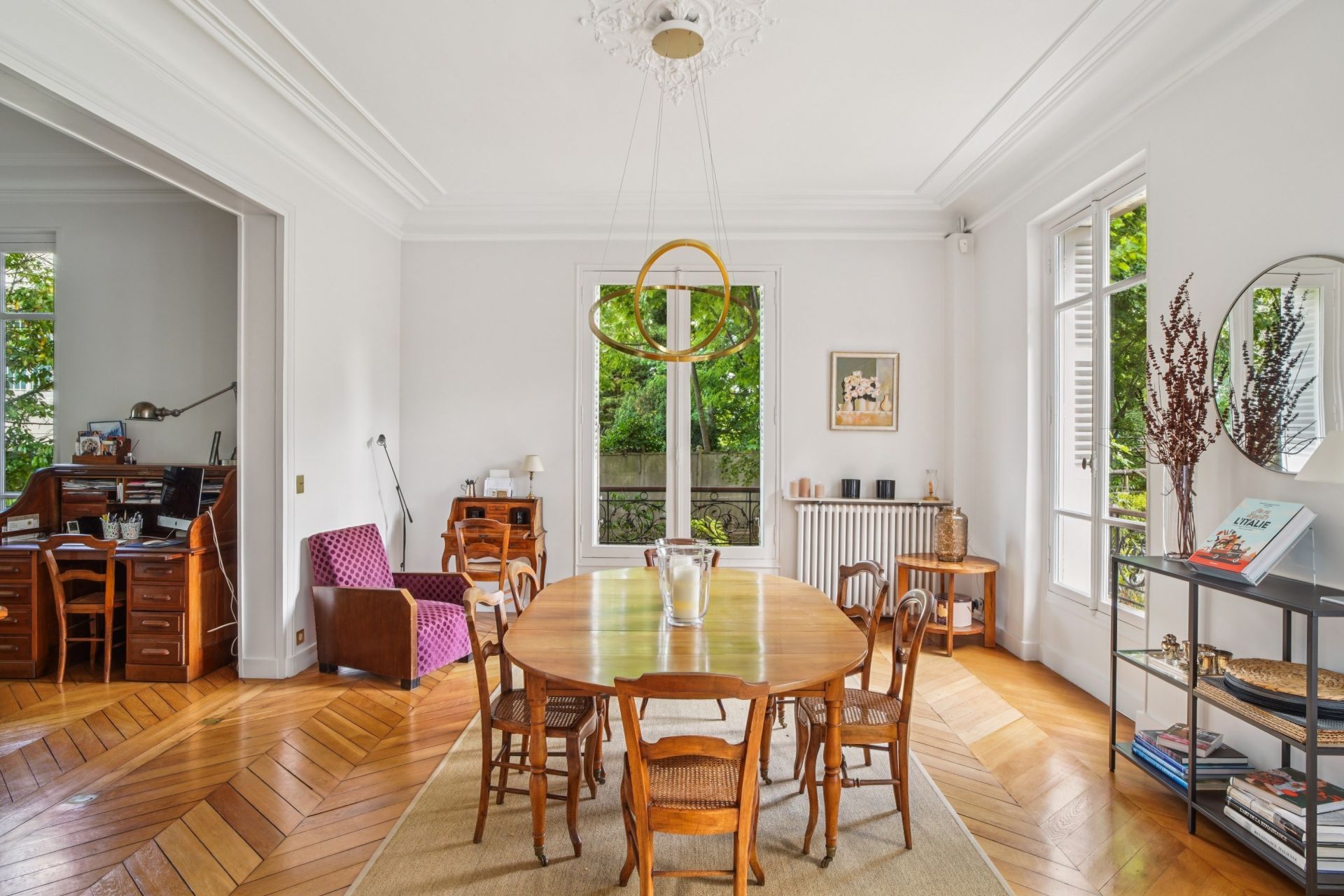 luxury house 8 Rooms for sale on LE VESINET (78110)