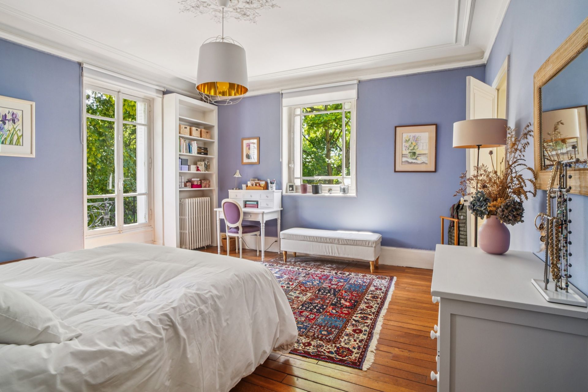 luxury house 8 Rooms for sale on LE VESINET (78110)