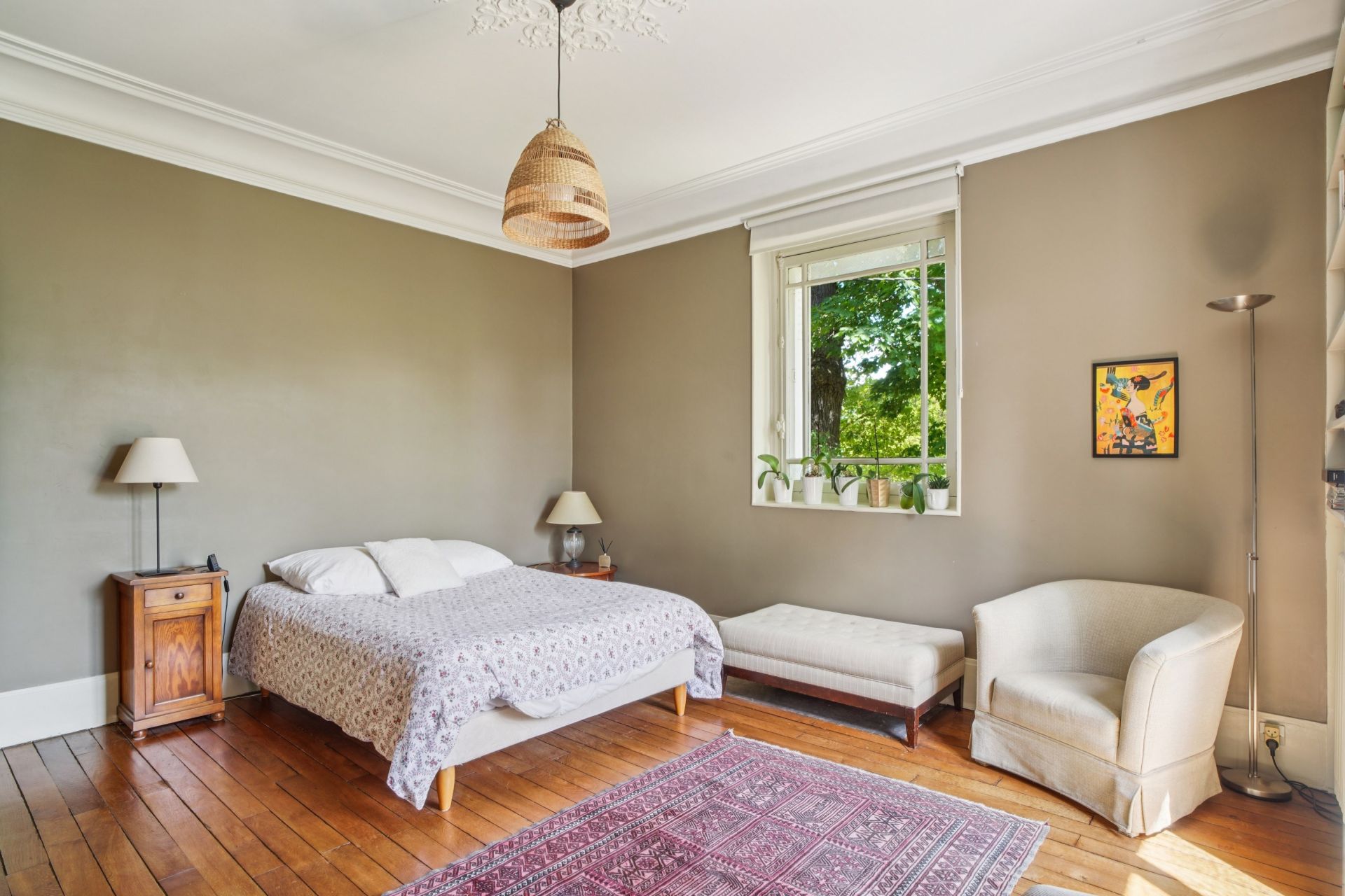 luxury house 8 Rooms for sale on LE VESINET (78110)