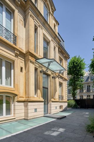 hôtel particulier 10 Pièces en vente sur PARIS (75116)