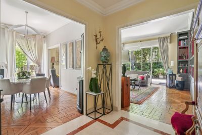 Vente Appartement de luxe Neuilly-sur-Seine 6&nbsp;Pièces 136&nbsp;m²