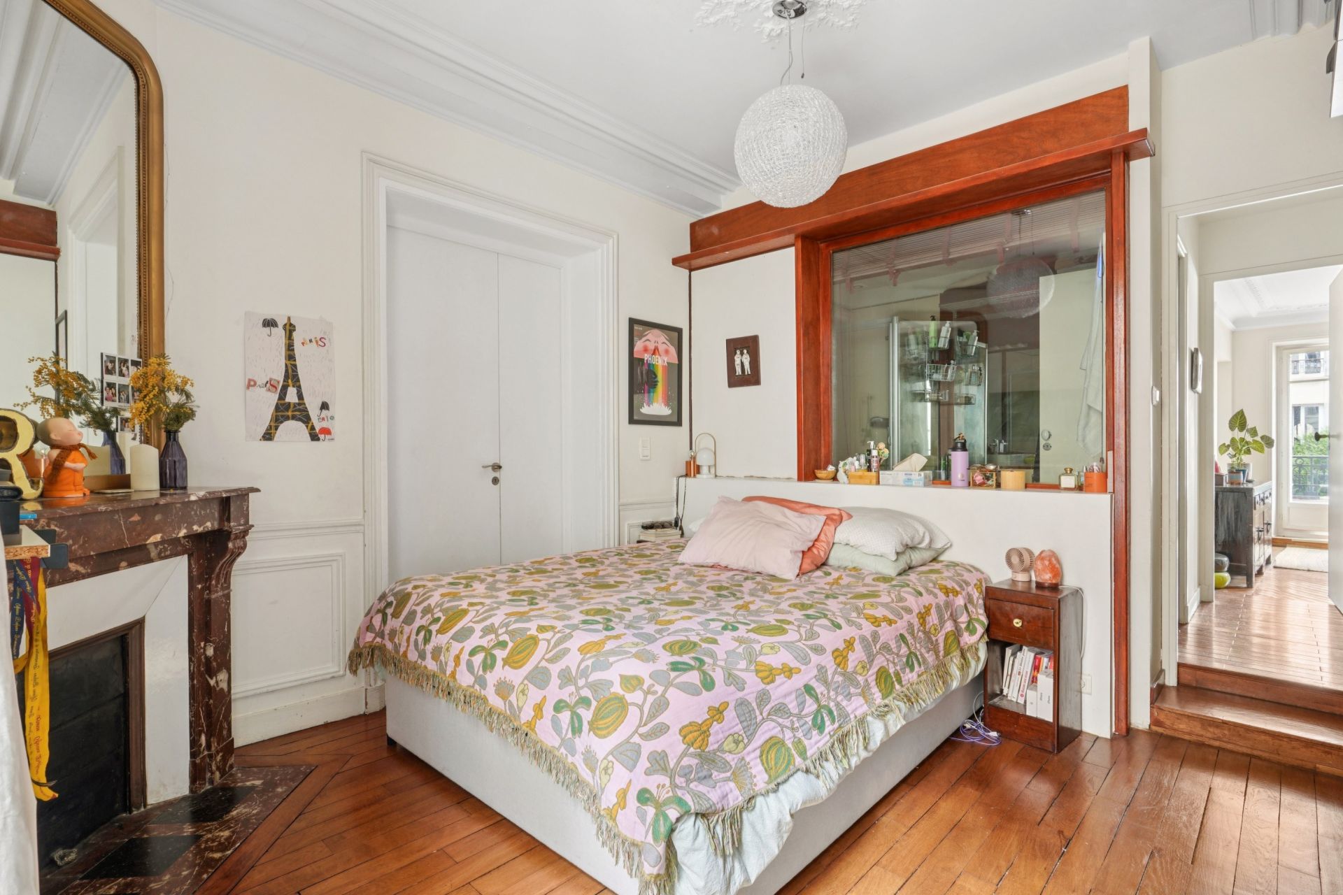 luxury apartment 5 Rooms for sale on PARIS (75017)