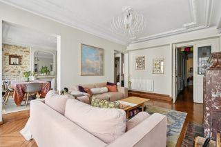luxury apartment 5 Rooms for sale on PARIS (75017)