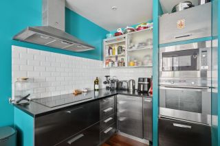 luxury apartment 5 Rooms for sale on PARIS (75017)