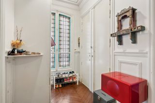 luxury apartment 5 Rooms for sale on PARIS (75017)