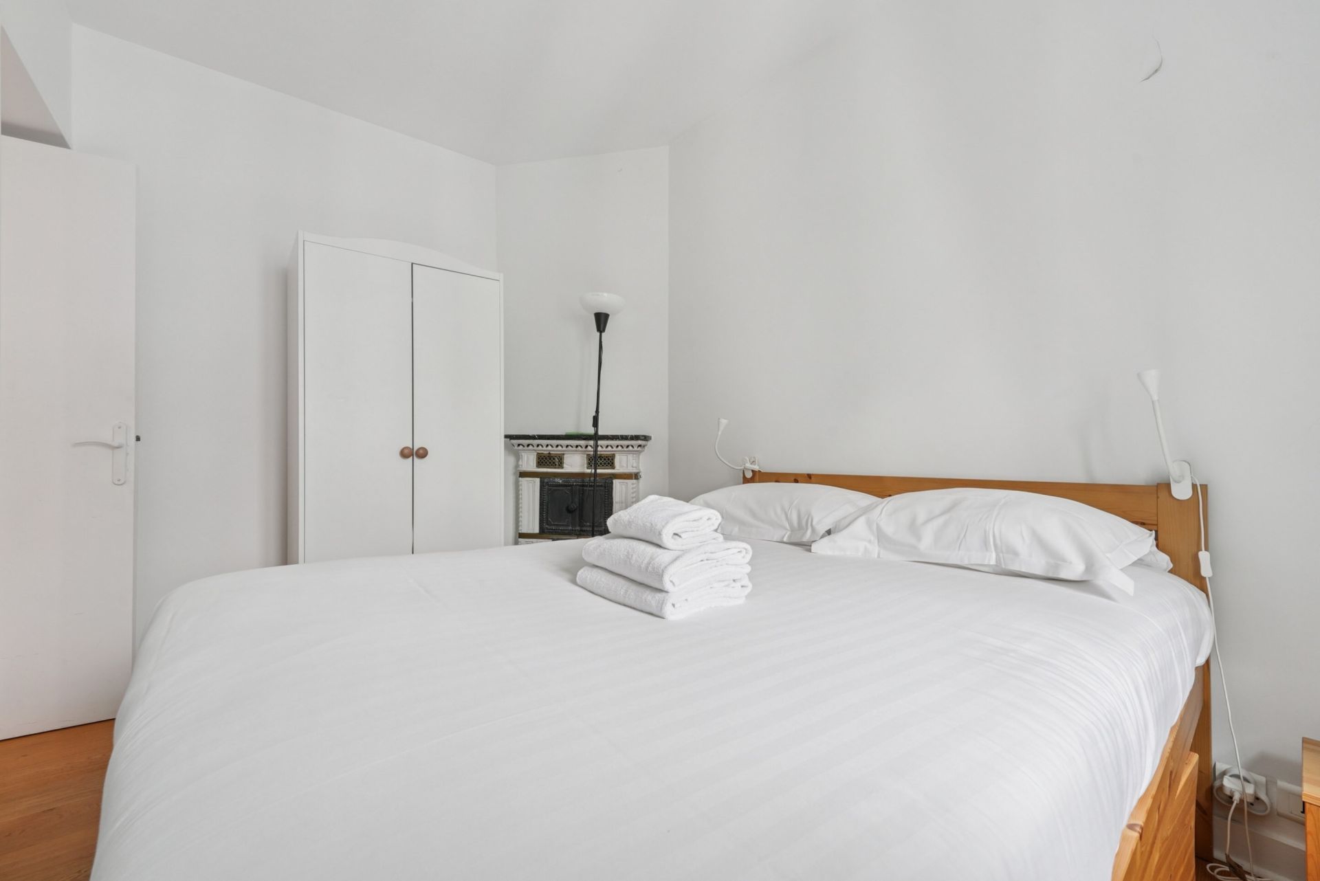 luxury apartment 2 Rooms for sale on PARIS (75007)