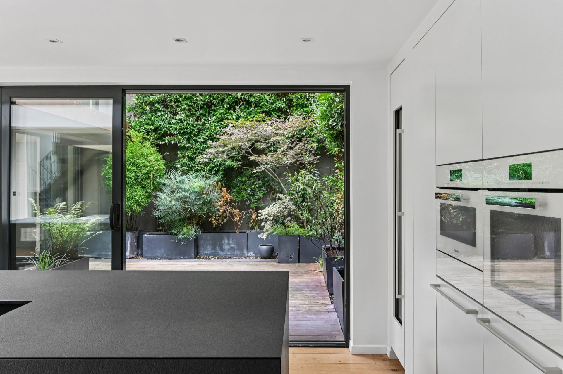 luxury apartment 5 Rooms for sale on PARIS (75003)