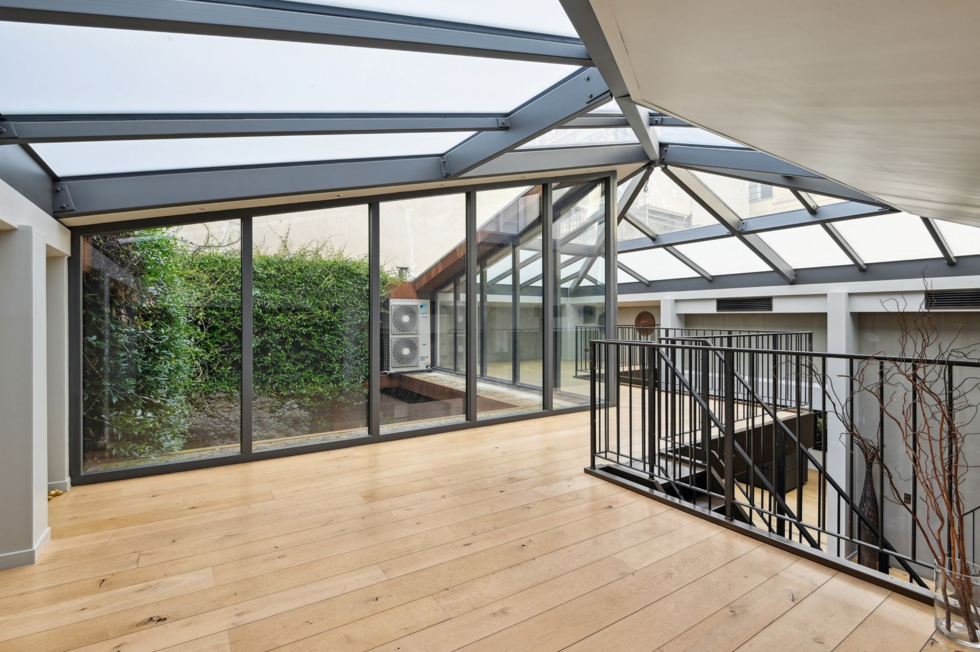 luxury apartment 5 Rooms for sale on PARIS (75003)