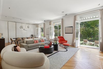 Sale Luxury apartment Neuilly-sur-Seine 6 Rooms 240 m²