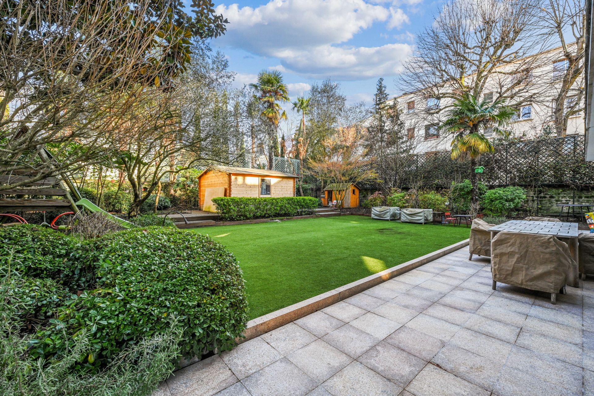 luxury apartment 7 Rooms for sale on NEUILLY SUR SEINE (92200)