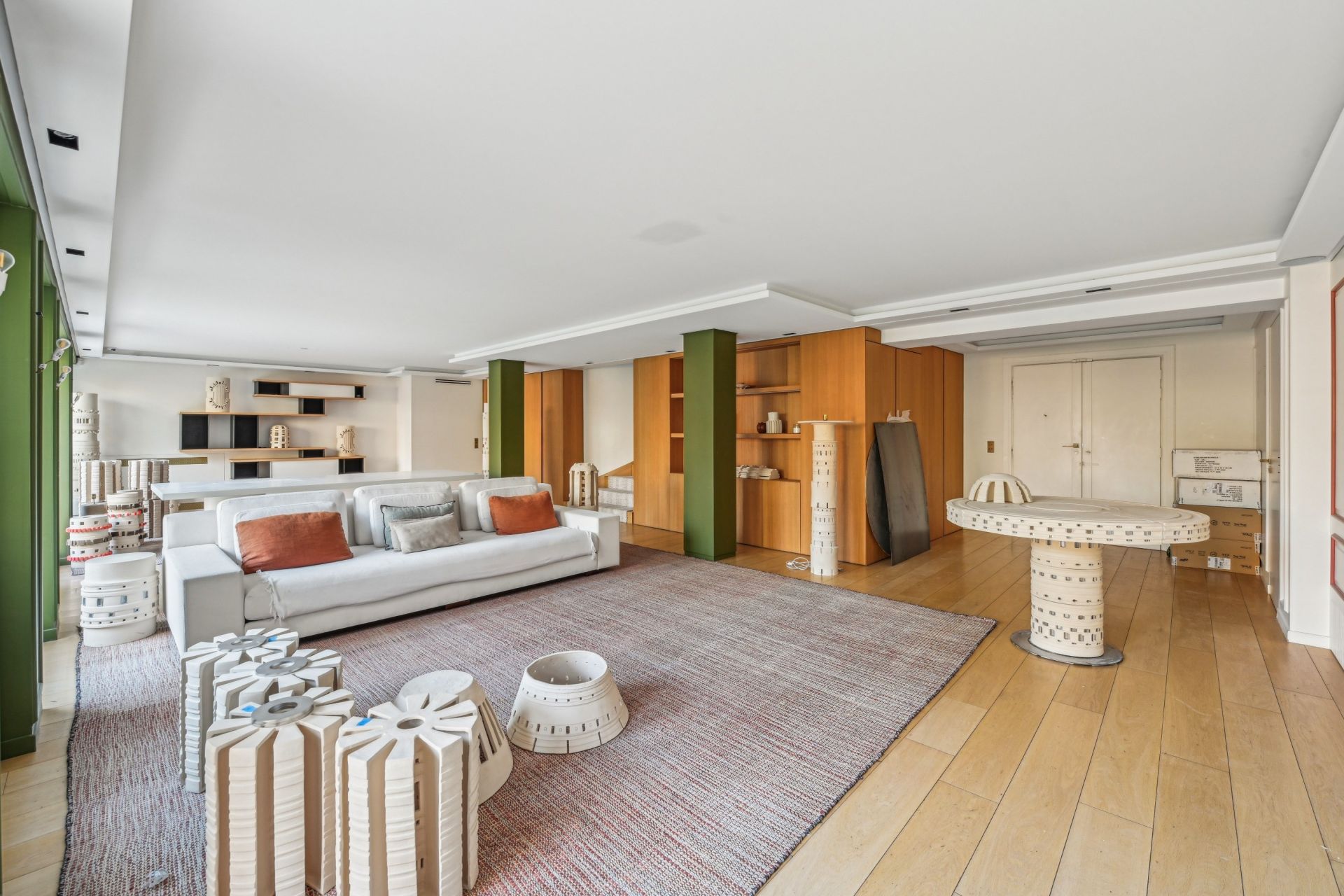 luxury apartment 7 Rooms for sale on NEUILLY SUR SEINE (92200)