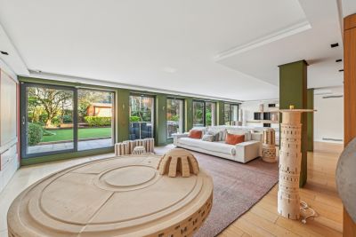 Sale Luxury apartment Neuilly-sur-Seine 7&nbsp;Rooms 253&nbsp;m²