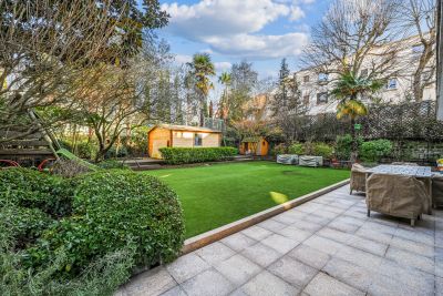Sale Luxury apartment Neuilly-sur-Seine 7&nbsp;Rooms 253&nbsp;m²
