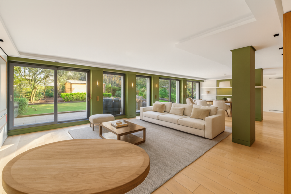 Sale Luxury apartment Neuilly-sur-Seine 7&nbsp;Rooms 253&nbsp;m²