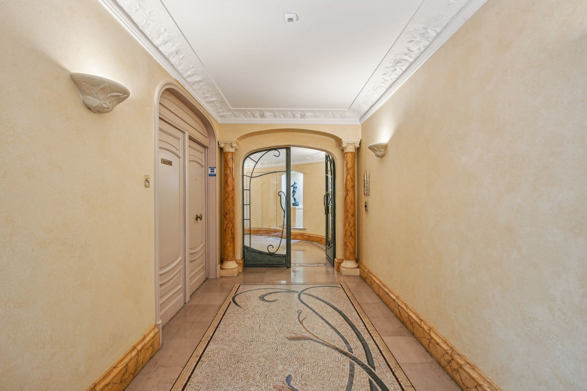 appartement de luxe 5 Pièces en vente sur PARIS (75008)