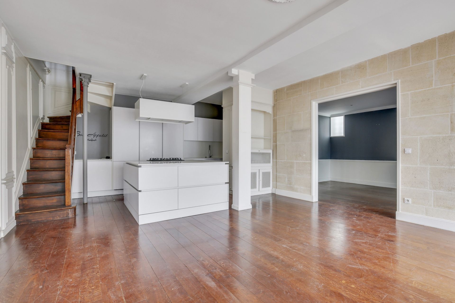 luxury house 7 Rooms for sale on NEUILLY SUR SEINE (92200)