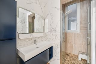 luxury apartment 5 Rooms for sale on PARIS (75016)