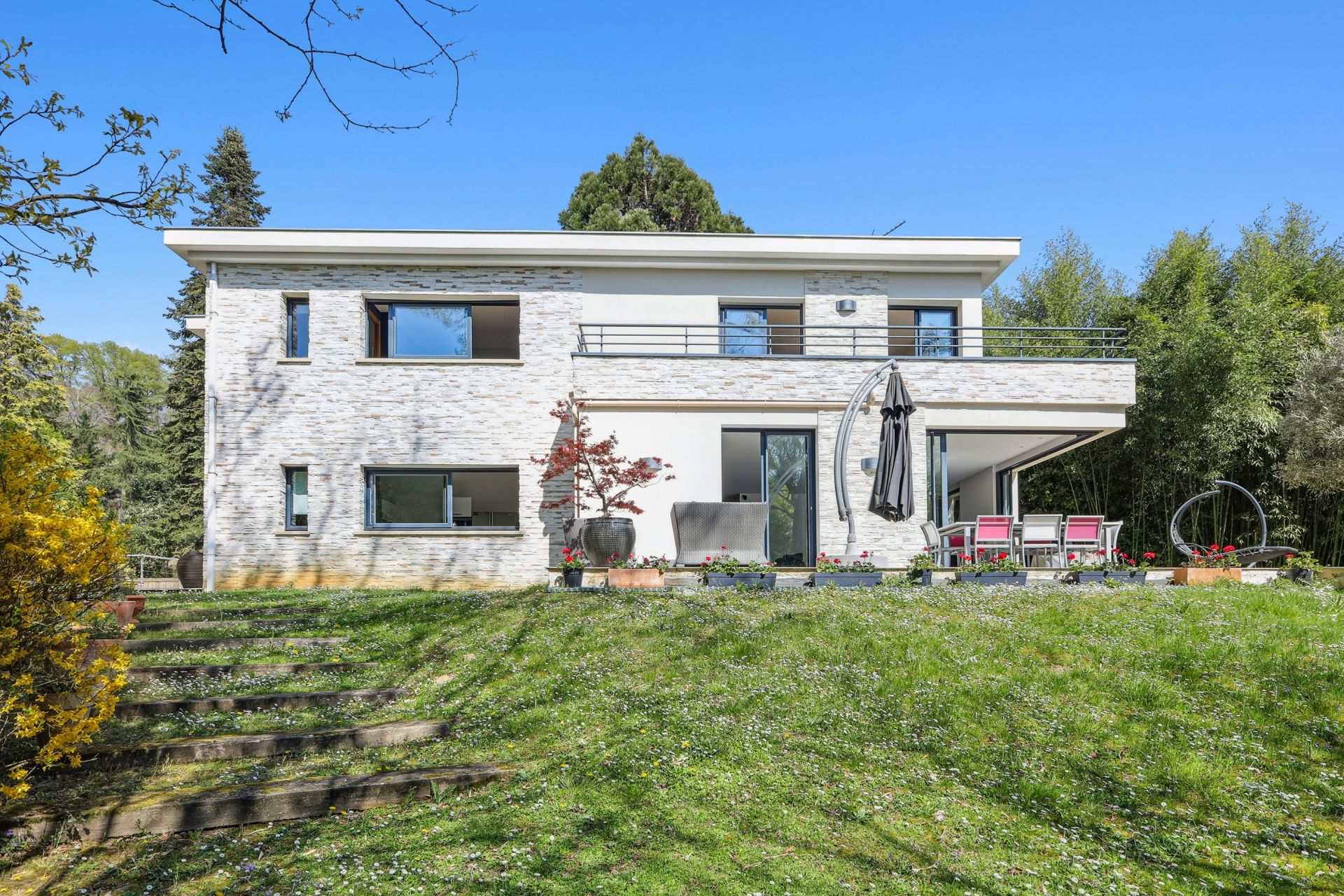 maison de luxe 7 Pièces en vente sur VERRIERES LE BUISSON (91370)