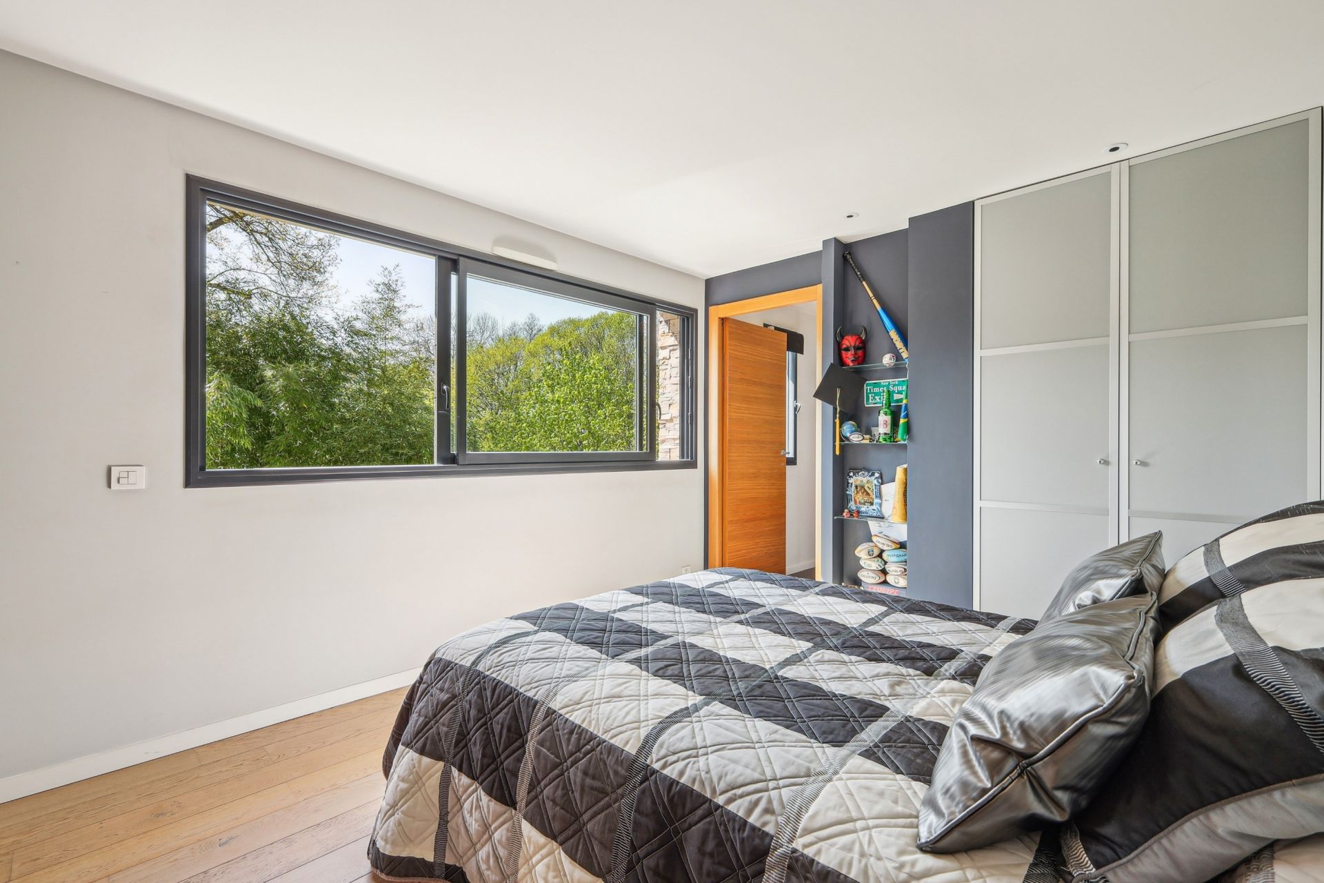 maison de luxe 7 Pièces en vente sur VERRIERES LE BUISSON (91370)