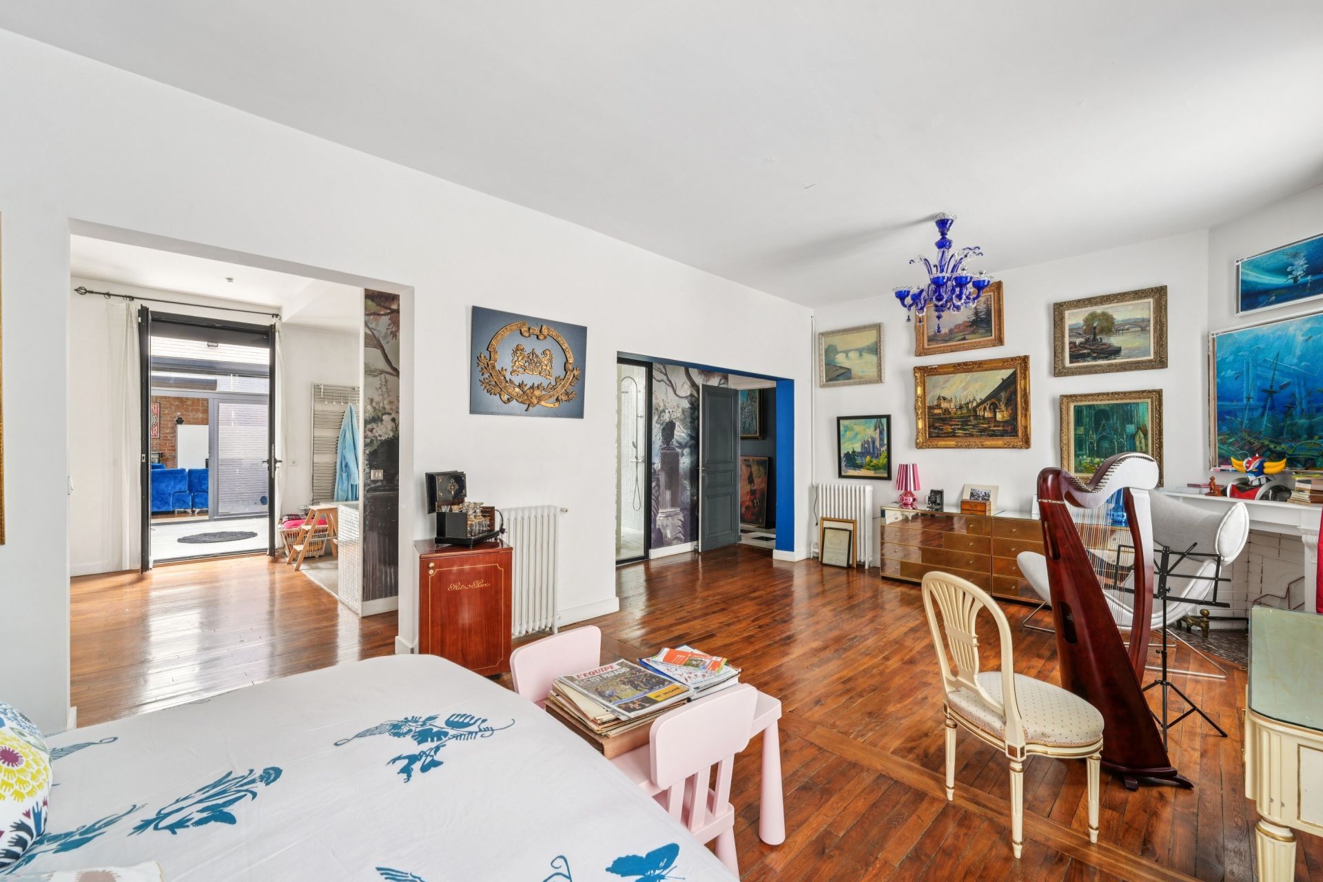 luxury house 6 Rooms for sale on ASNIERES SUR SEINE (92600)