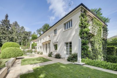 Rental Architect's house Garches 11 Rooms 363 m²
