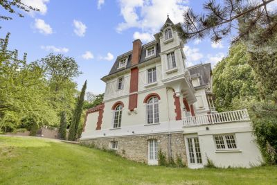 Rental Luxury house Louveciennes 11 Rooms 413 m²