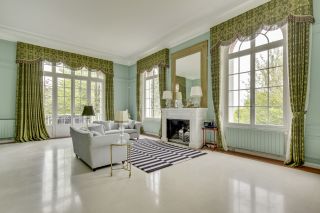 maison de luxe 11 Pièces en location sur LOUVECIENNES (78430)