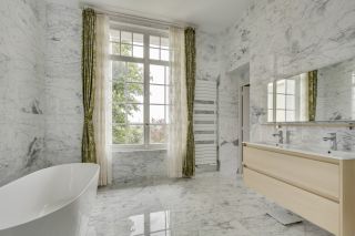 maison de luxe 11 Pièces en location sur LOUVECIENNES (78430)