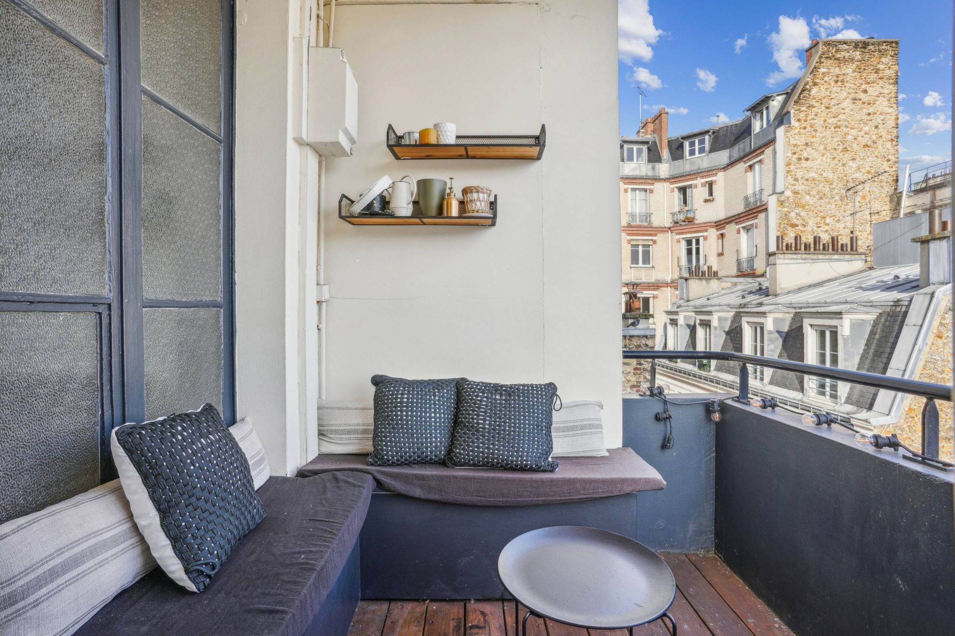 luxury apartment 6 Rooms for sale on NEUILLY SUR SEINE (92200)