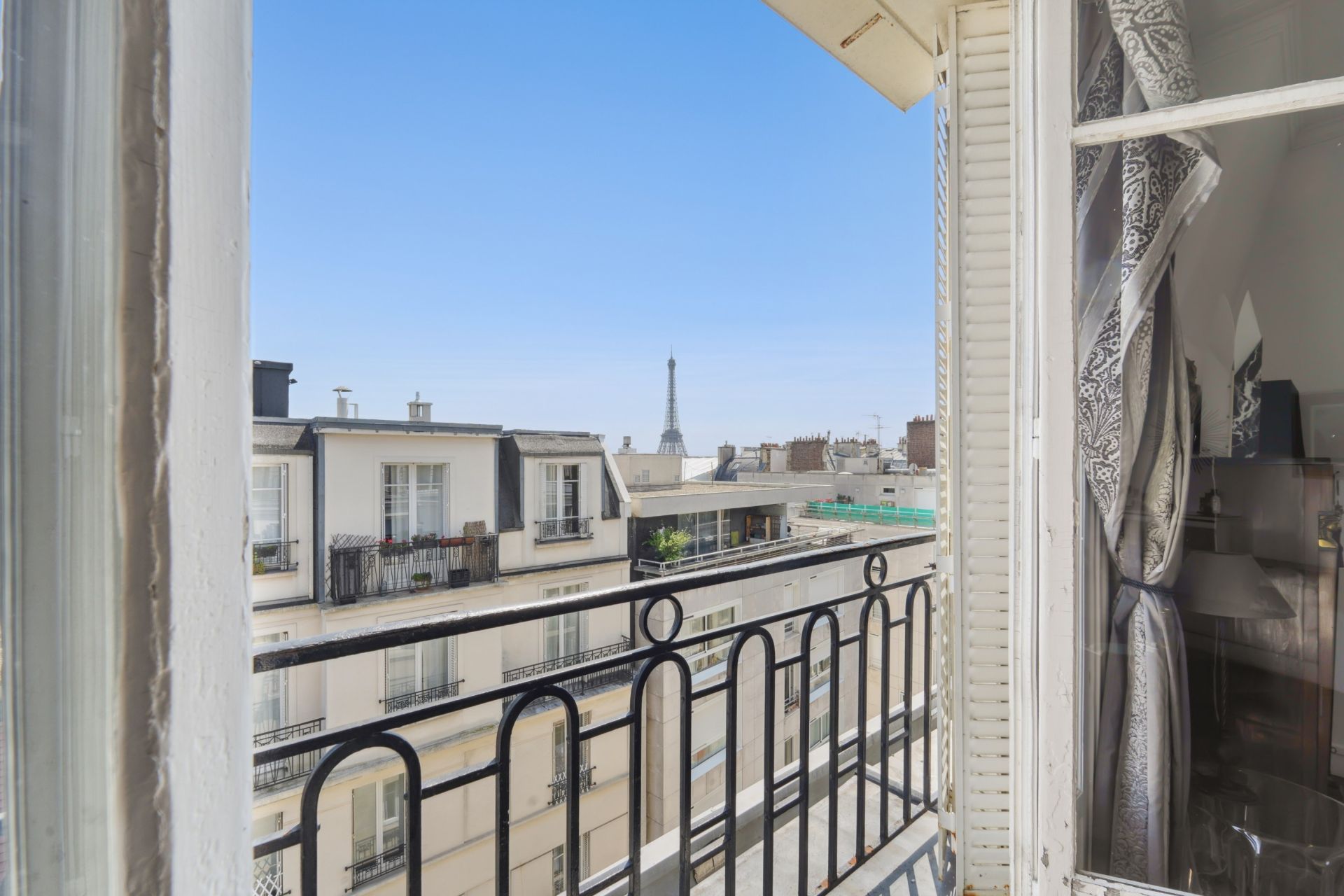 luxury apartment 3 Rooms for sale on PARIS (75016)