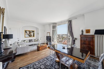 Sale Luxury apartment Paris 16 3 Rooms 75.29 m²