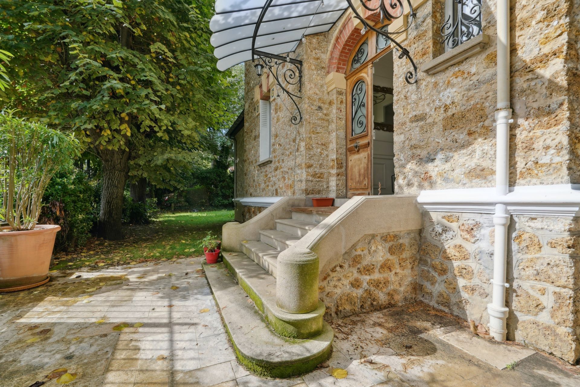 maison de luxe 9 Pièces en vente sur GARCHES (92380)