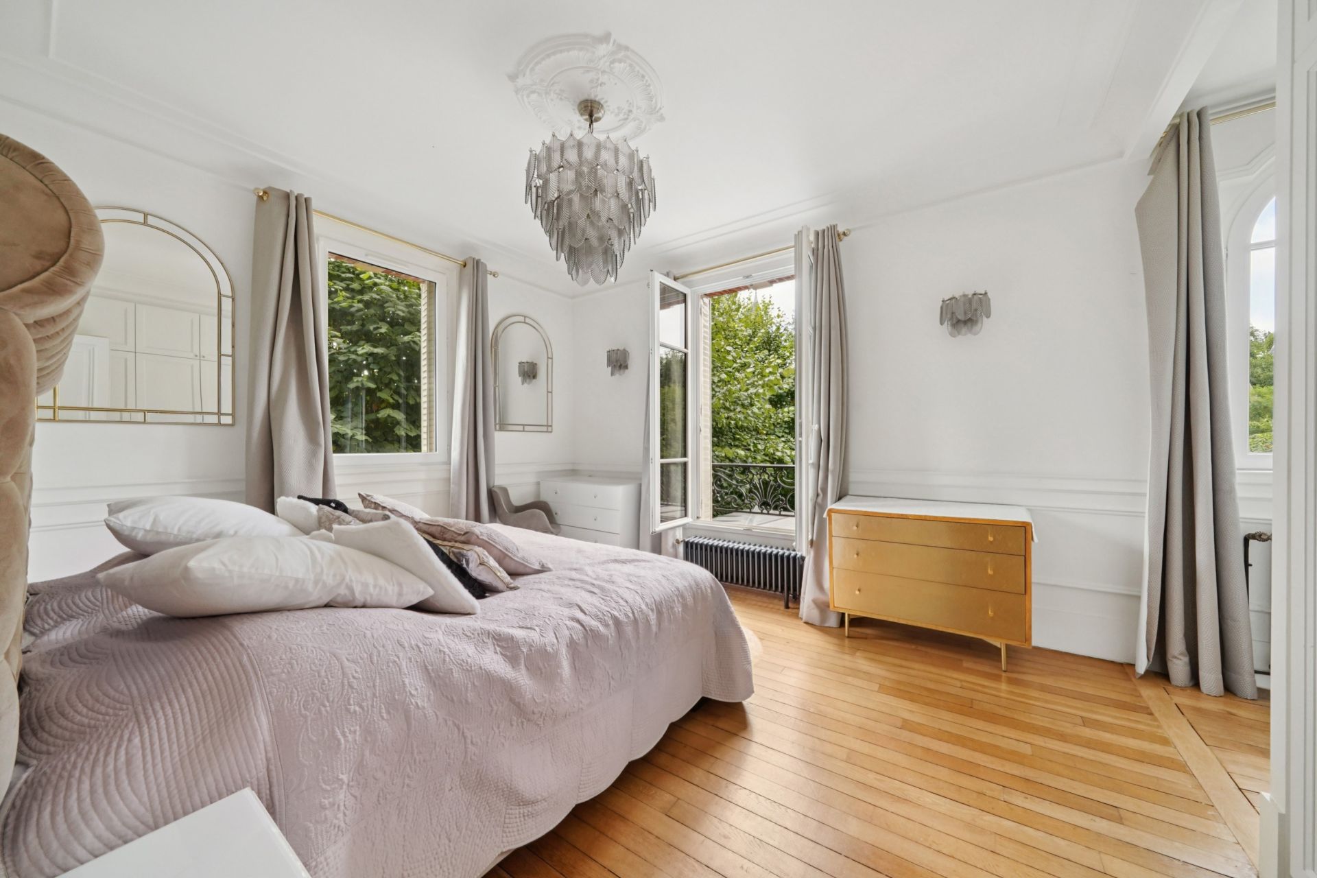 maison de luxe 9 Pièces en vente sur GARCHES (92380)