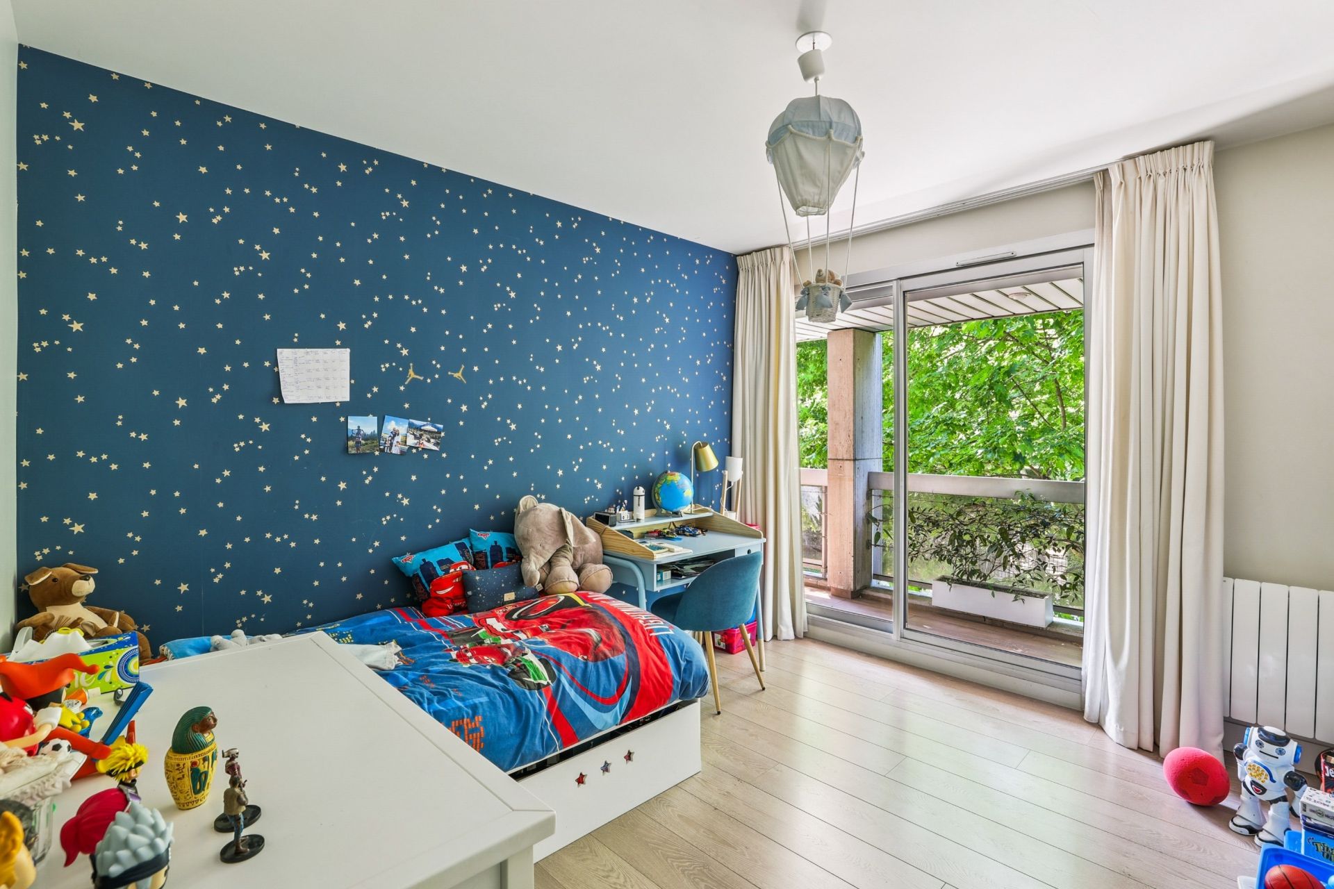 luxury apartment 7 Rooms for sale on NEUILLY SUR SEINE (92200)