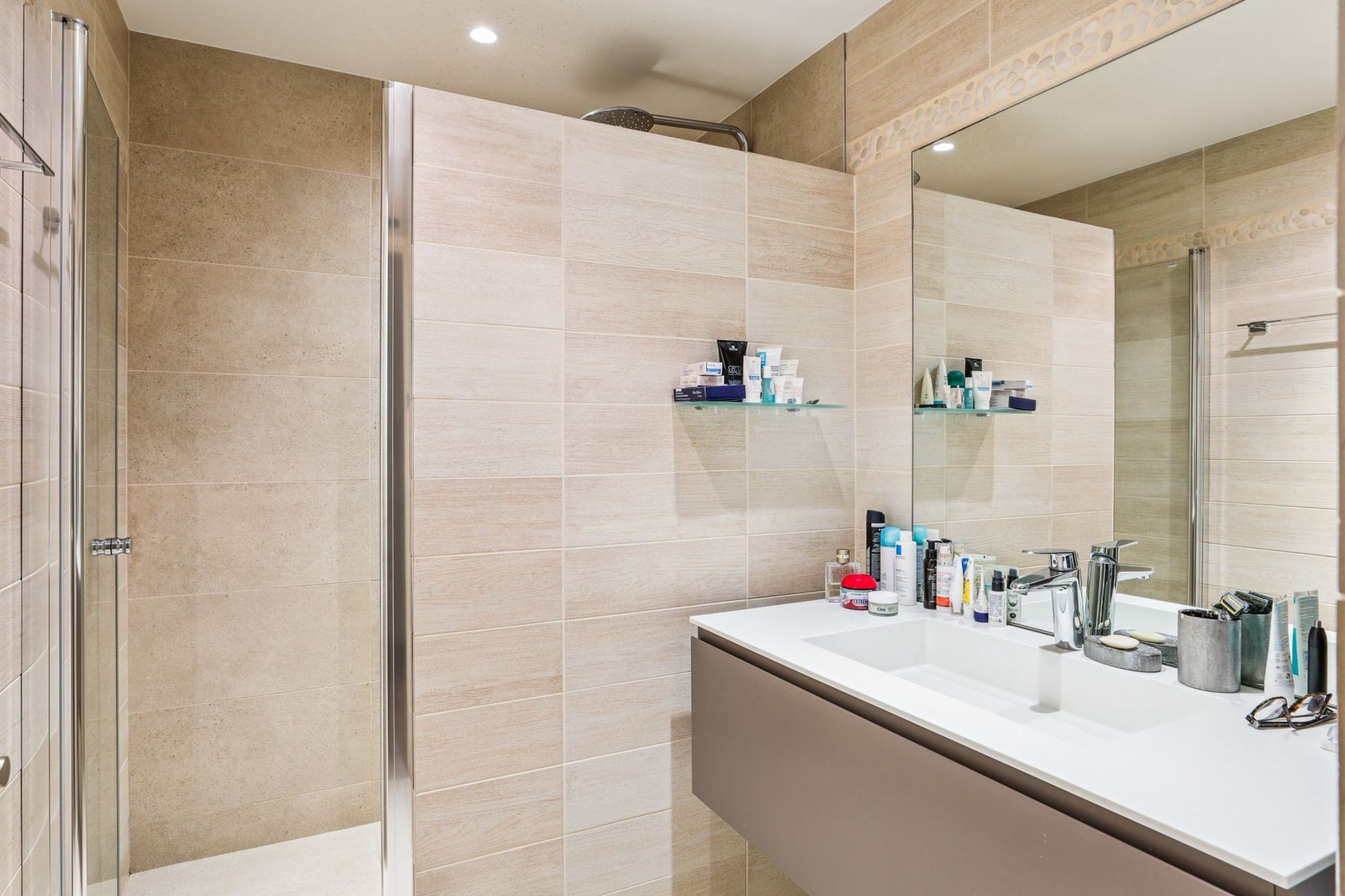 luxury apartment 7 Rooms for sale on NEUILLY SUR SEINE (92200)