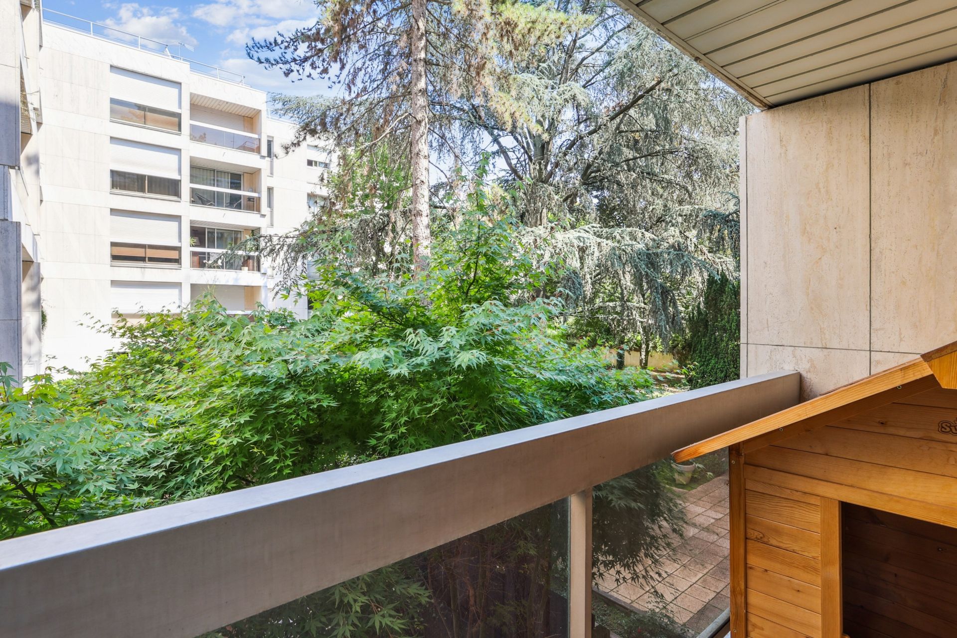 luxury apartment 7 Rooms for sale on NEUILLY SUR SEINE (92200)