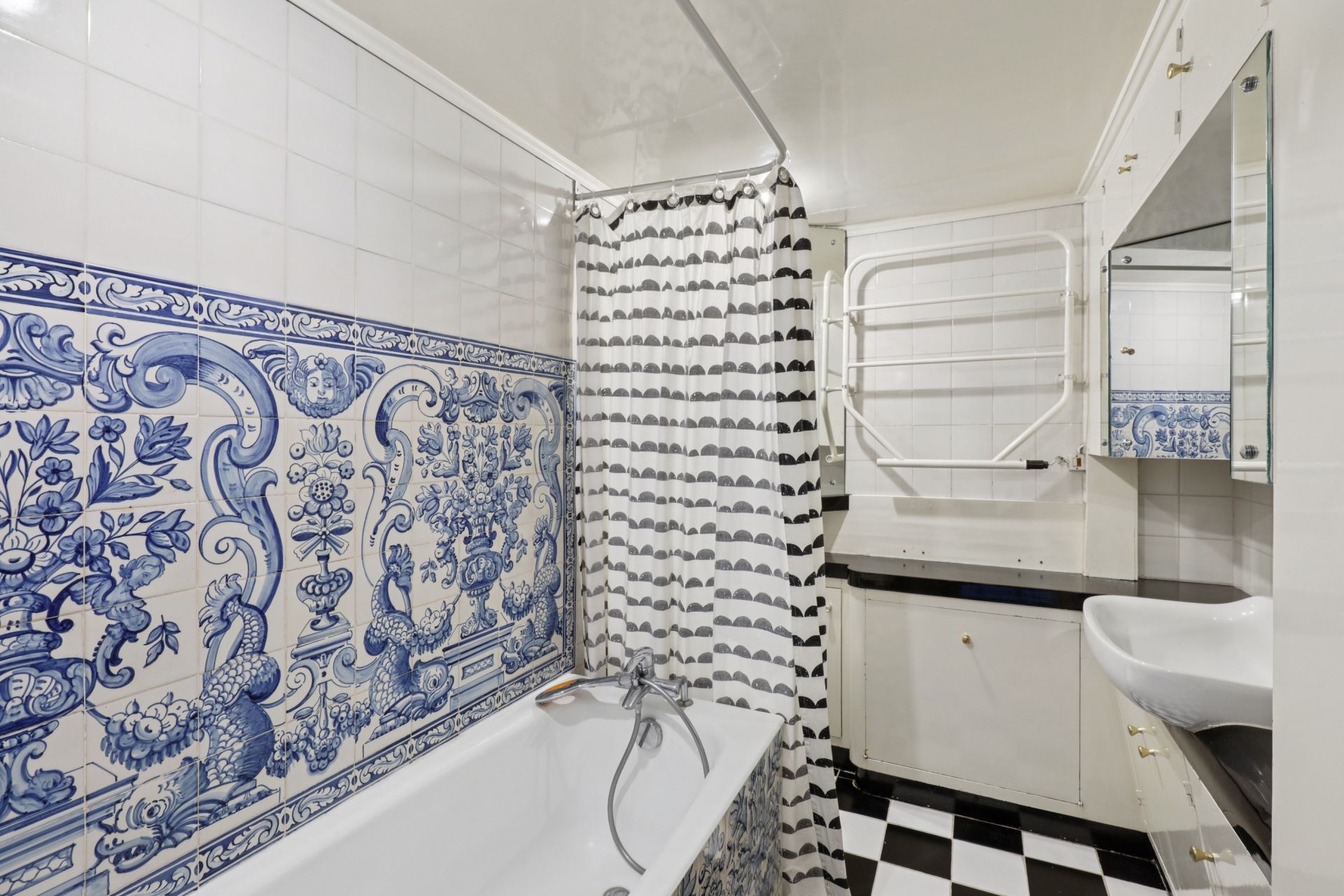 luxury apartment 3 Rooms for sale on PARIS (75004)