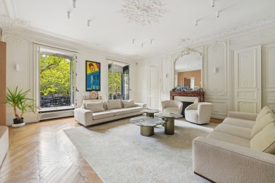 luxury apartment 6 Rooms for sale on PARIS (75008) Sale Luxury apartment Paris 8 6 Rooms 200 m²